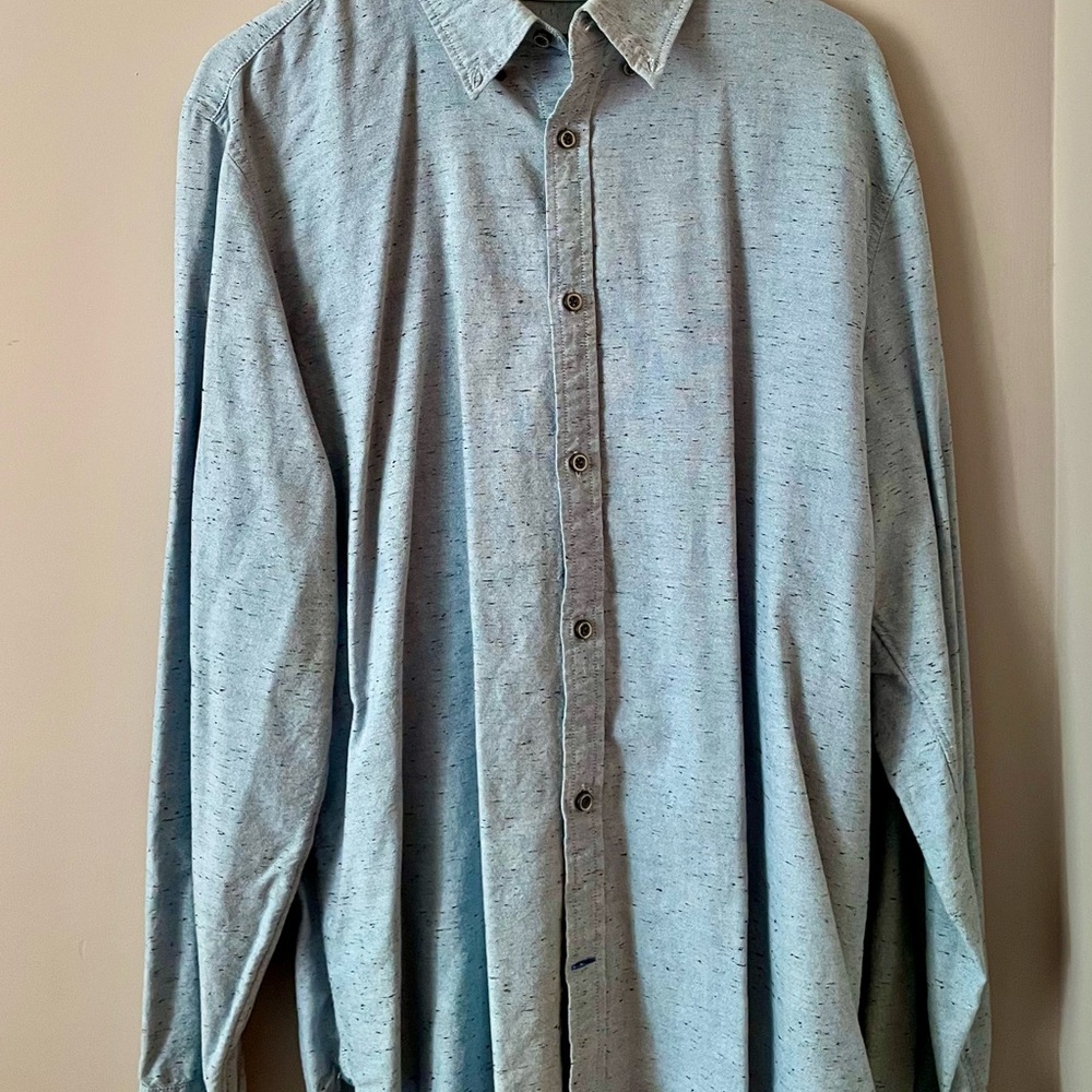 GAP Men's Speckled Light Blue Casual Shirt